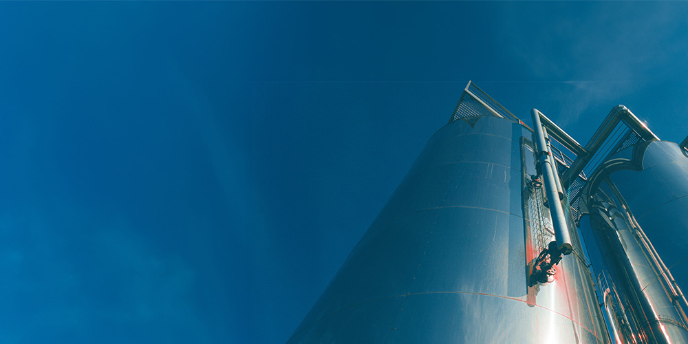 Storage tank, silo.